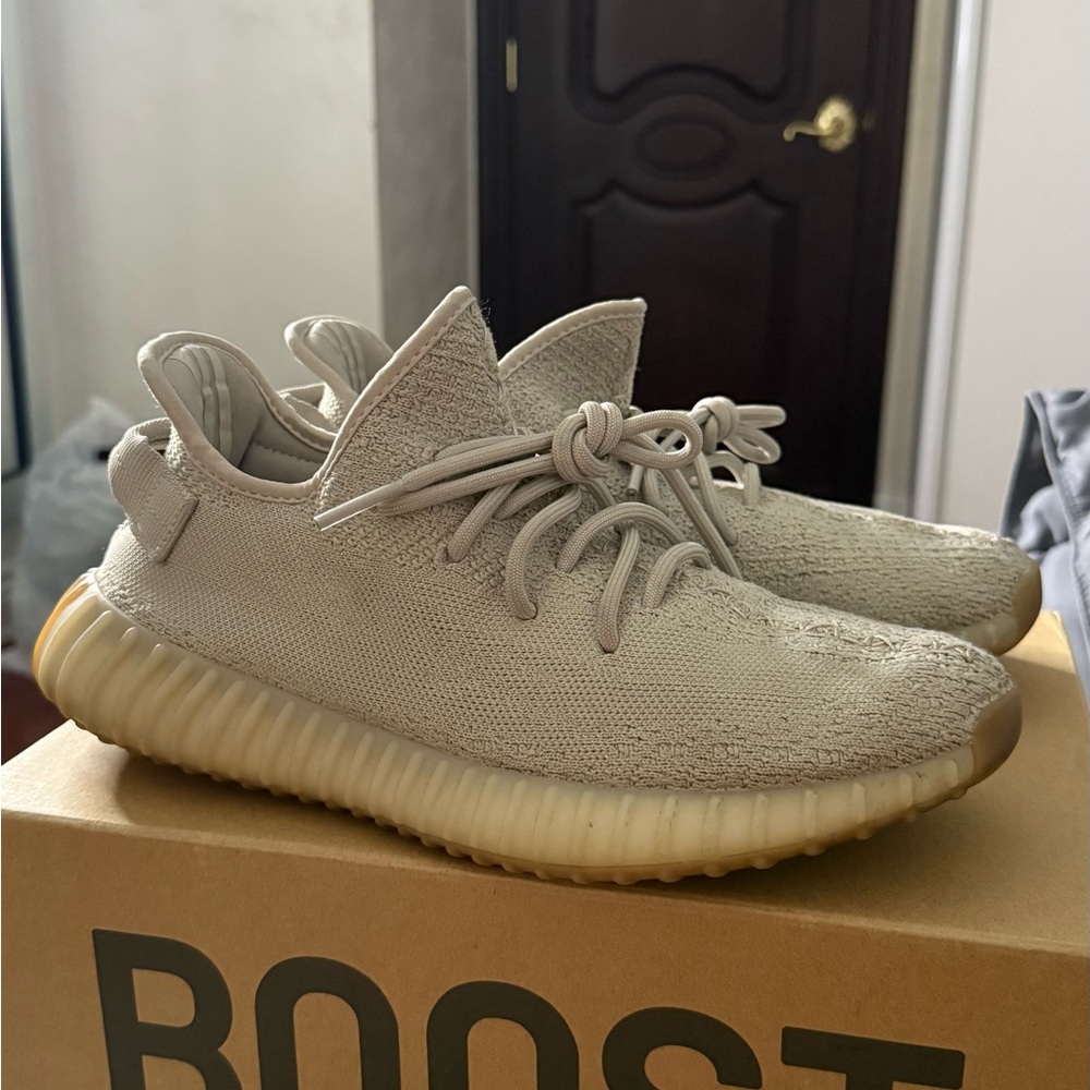 Yeezy Boost 350 V2 Sesame